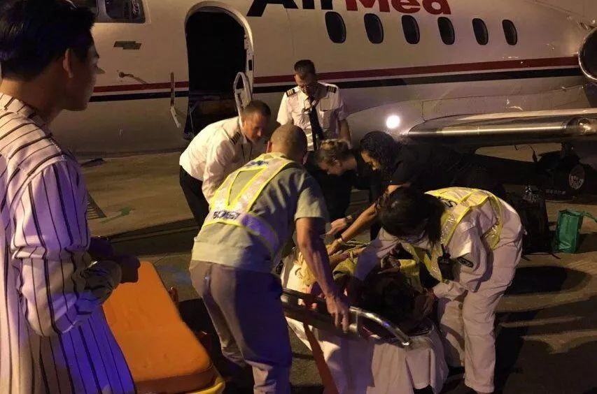 到麻城市机场急救接送